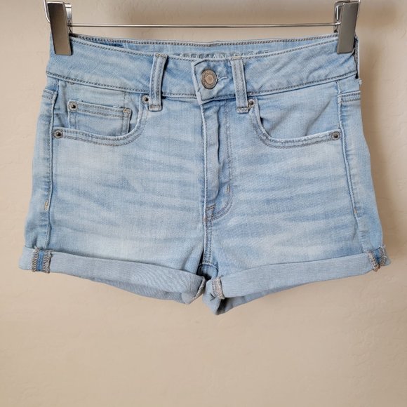 American Eagle Outfitters AEO Hi-Rise Shortie Rolled Cuff Light Wash Denim Short - Picture 2 of 16